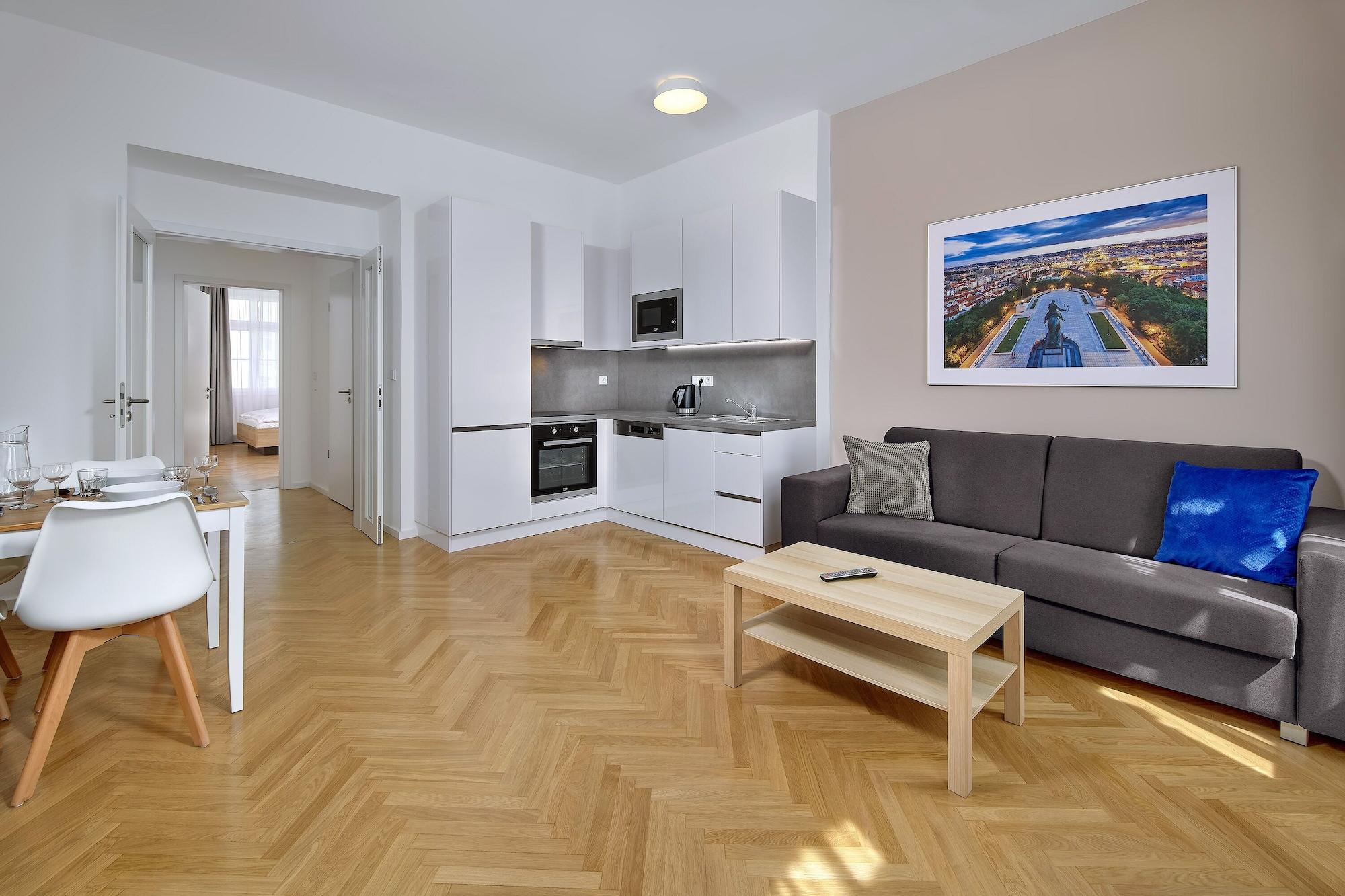 Downtown Suites Kodanska Prague Ngoại thất bức ảnh