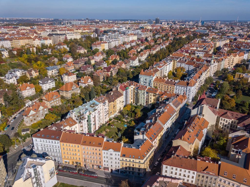 Downtown Suites Kodanska Prague Ngoại thất bức ảnh