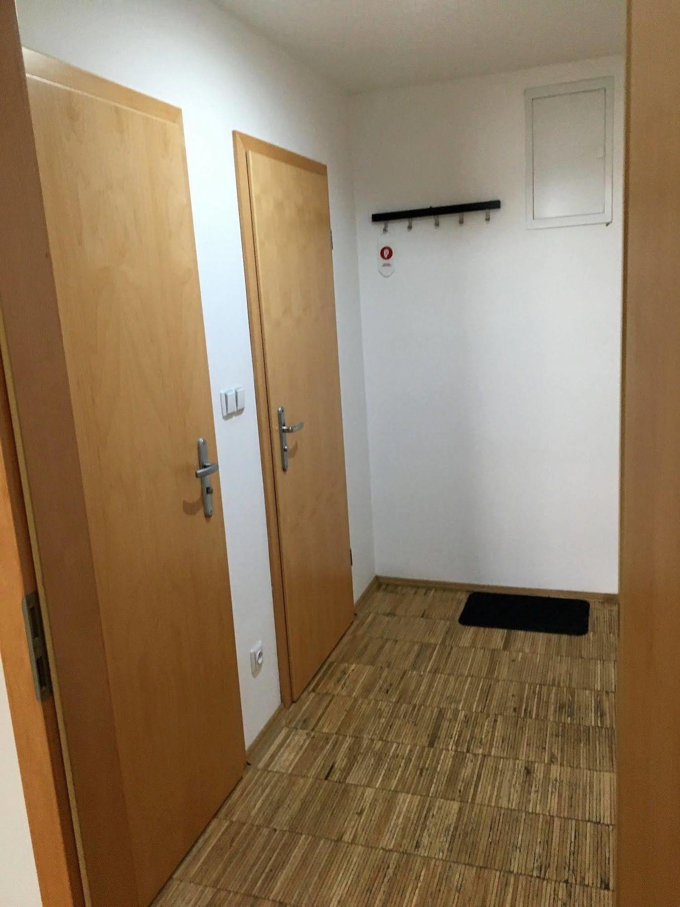 Downtown Suites Kodanska Prague Ngoại thất bức ảnh